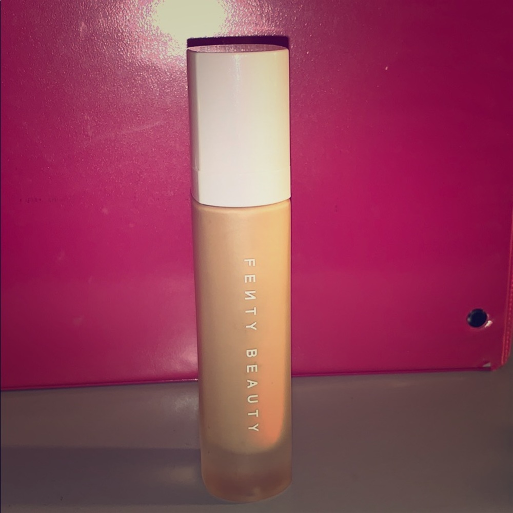 Fenty Beauty  Foundation